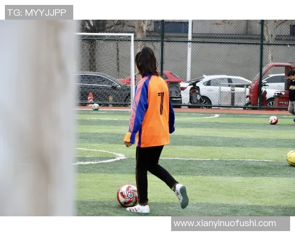 双子座足球明星的魅力与才华解析，探索他们在绿茵场上的精彩表现与个性特征