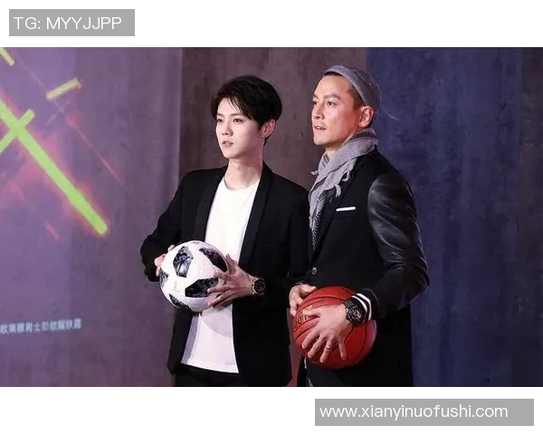 鹿晗与足球明星同框合影展现运动魅力与偶像风采的精彩瞬间